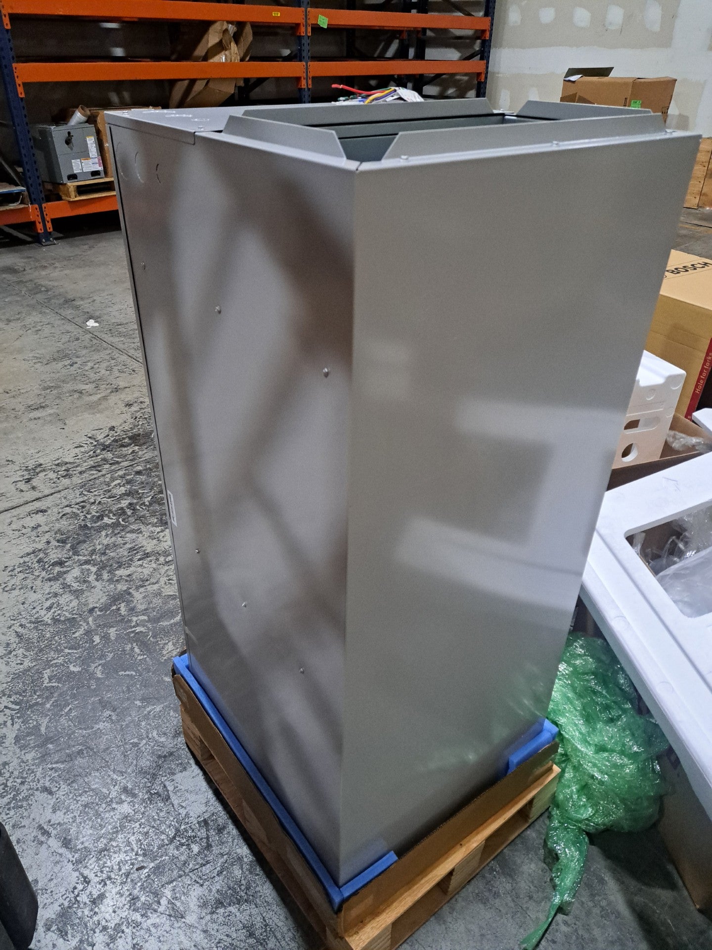 Bosch 3 Ton M20 Air Handler (BIVA-36RCB-M20X)
