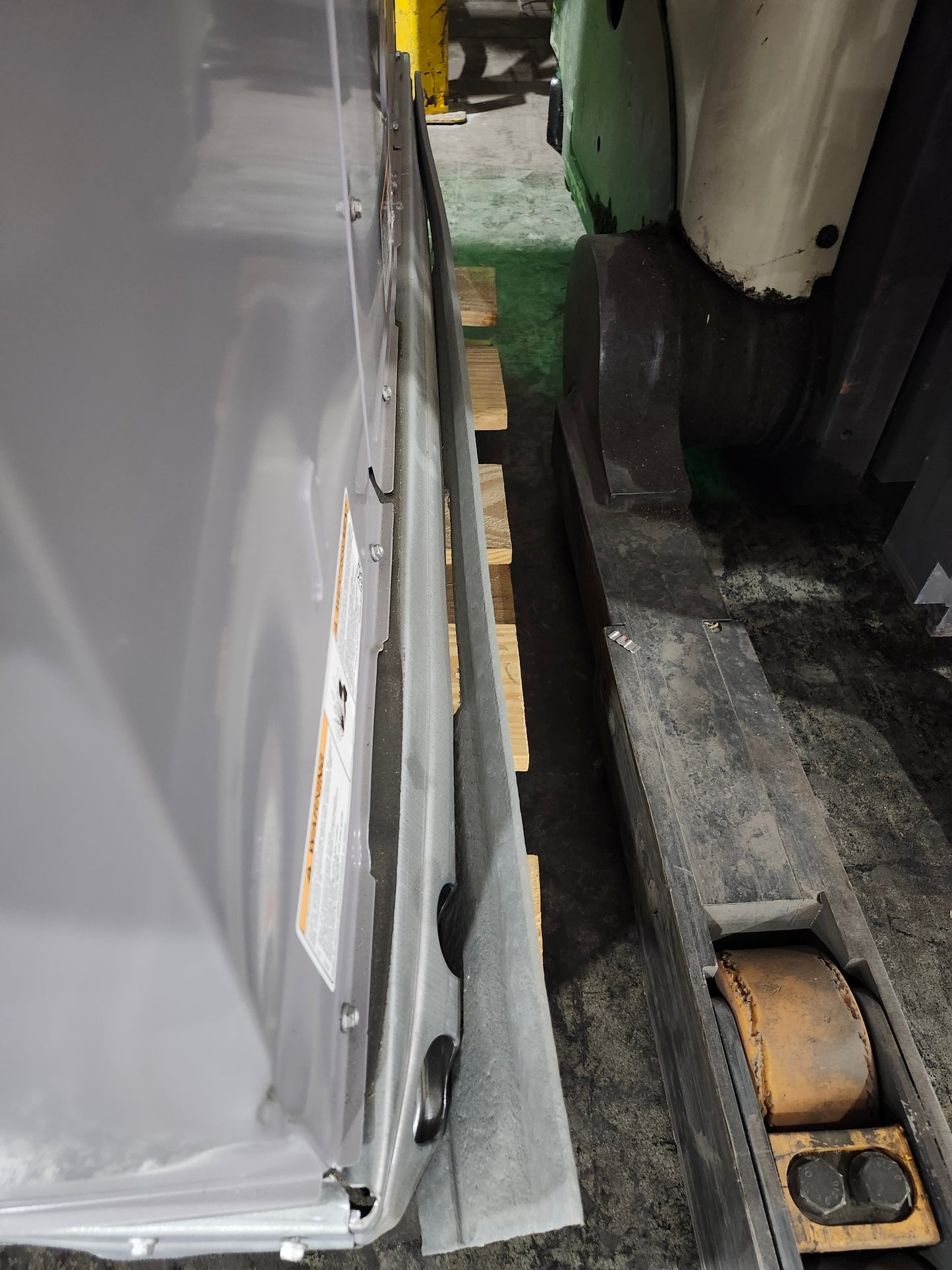 Heil 3.5 Ton Packaged Gas Furnace/Air Conditioner Combination 208/230V 1 Phase (PGD442090K000K)