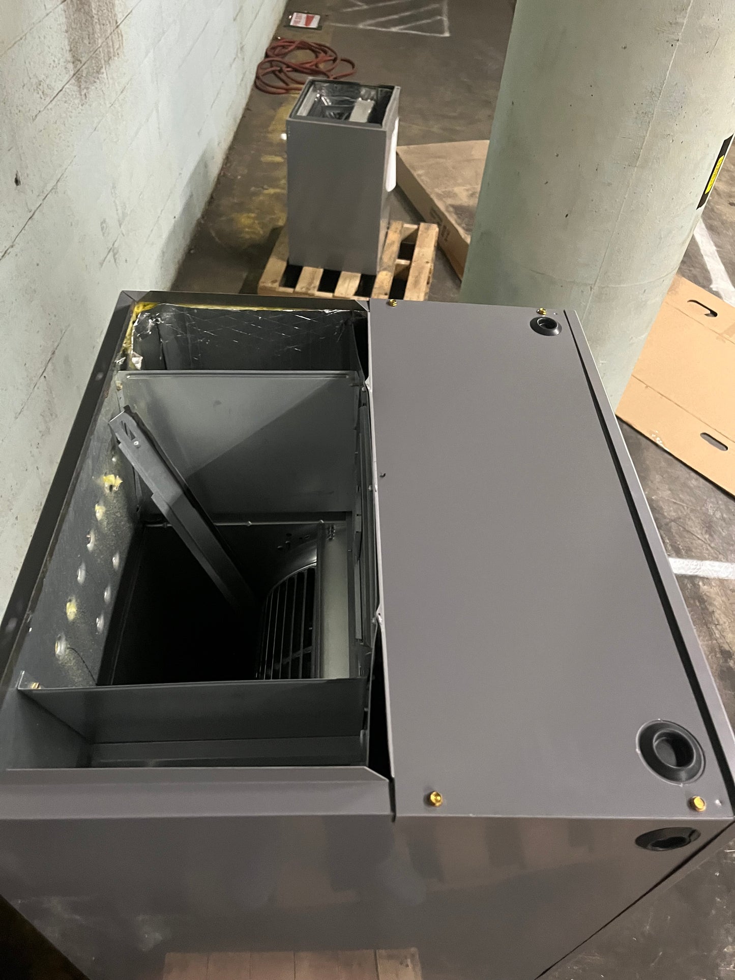 Heil 5 Ton Multi Position Single Stage Performance Air Handler (FHMA5B60L0DA)