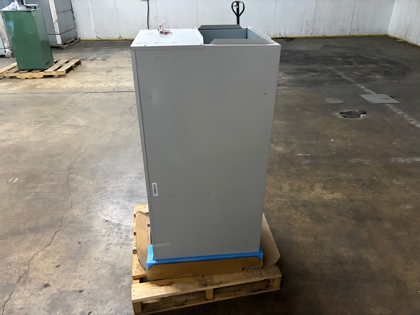 Bosch M15 2 Ton Multi Position Air Handler (BIVA-24RXB-M15X)