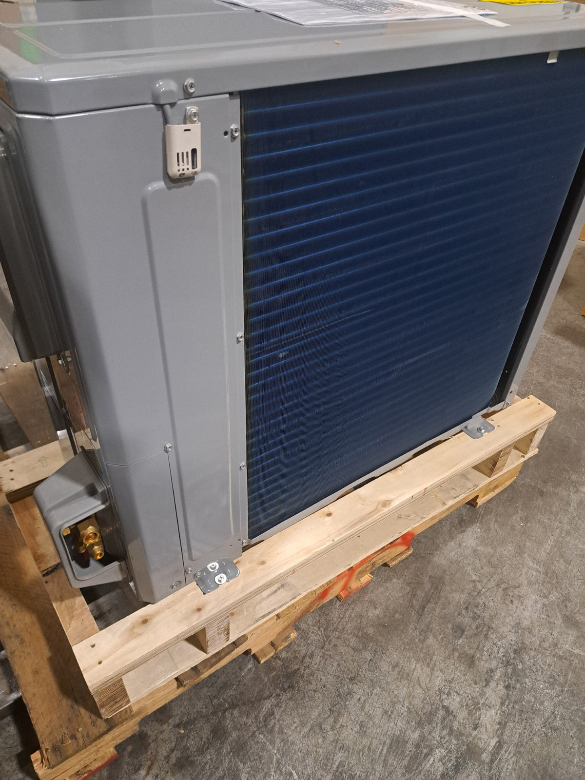 Airease 2 Ton Side Discharge Heat Pump (A7SCP18V24P)