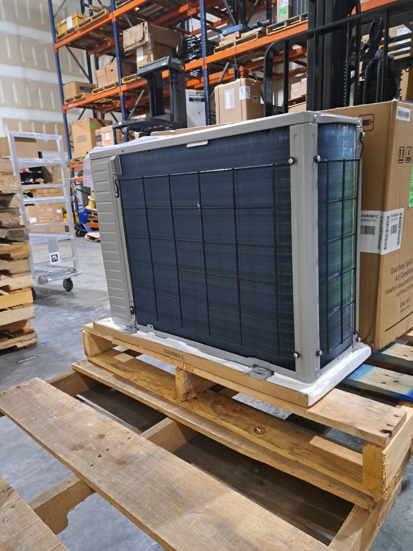 Friedrich 9K Single Zone Heat Pump (FSHSR09B1C)