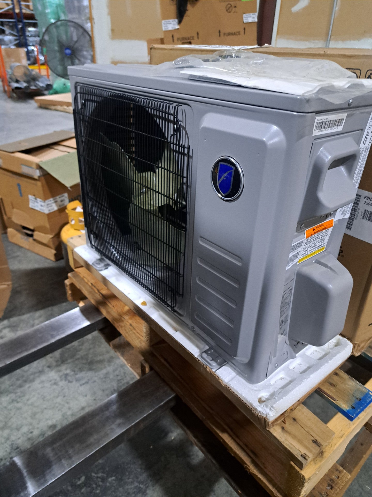 Friedrich 9K Single Zone Heat Pump (FSHSR09B1C)