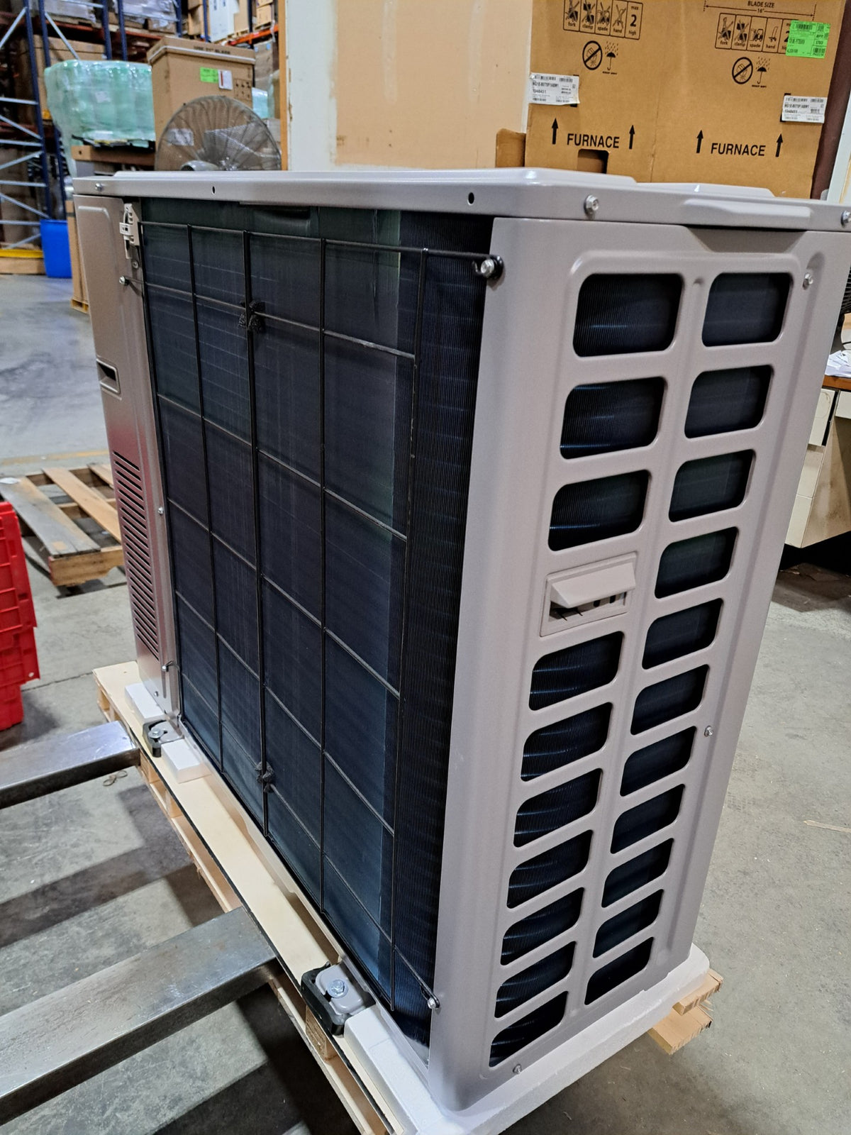 Friedrich 24K BTU Multi Zone Heat Pump (FPHMR27A3D)