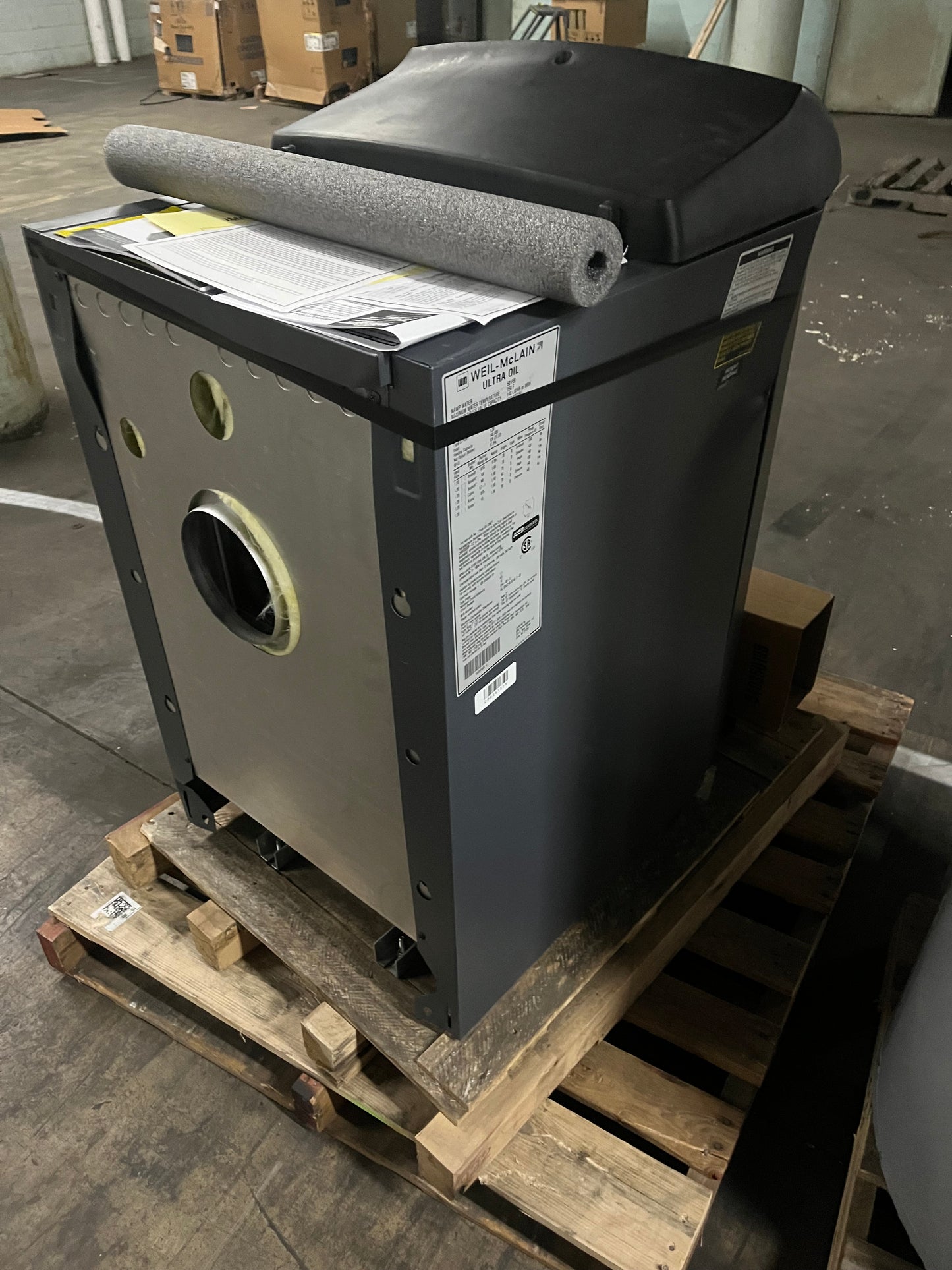 Weil McLain 168K BTU Oil Fired Hot Water Boiler 87% (UO-4E)