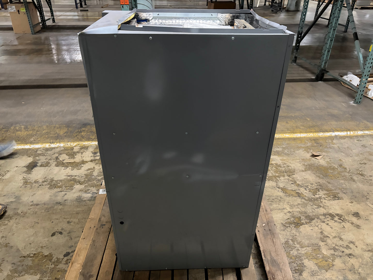 Heil 154K BTU Hi-Boy Multi Position Furnace (OMV154L20A)