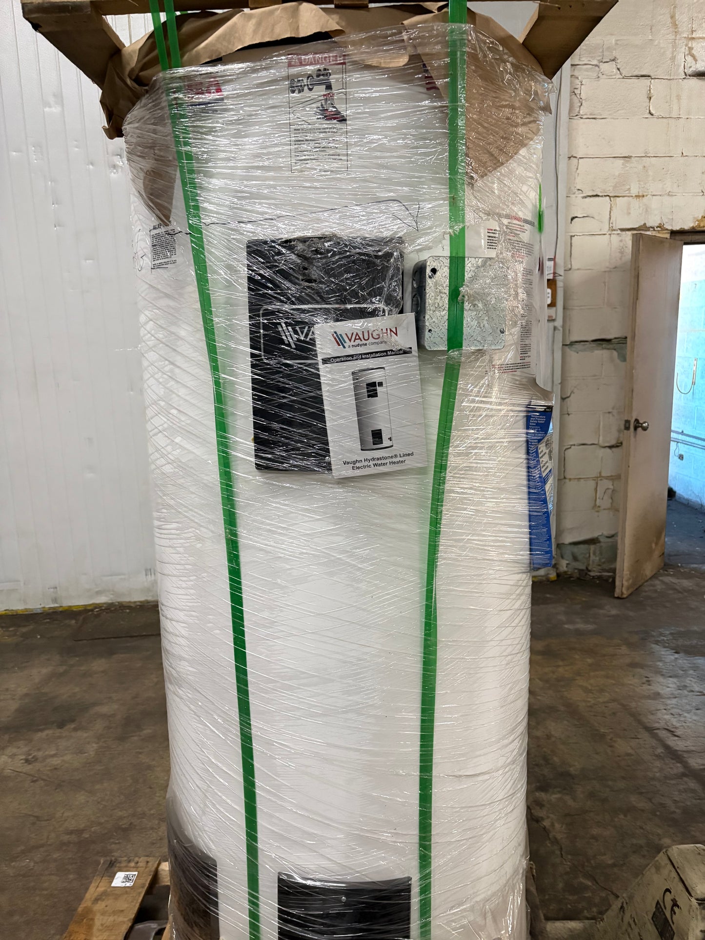 Vaughn 120 Gallon Dairy Barn Water Heater (S120HHD-60)