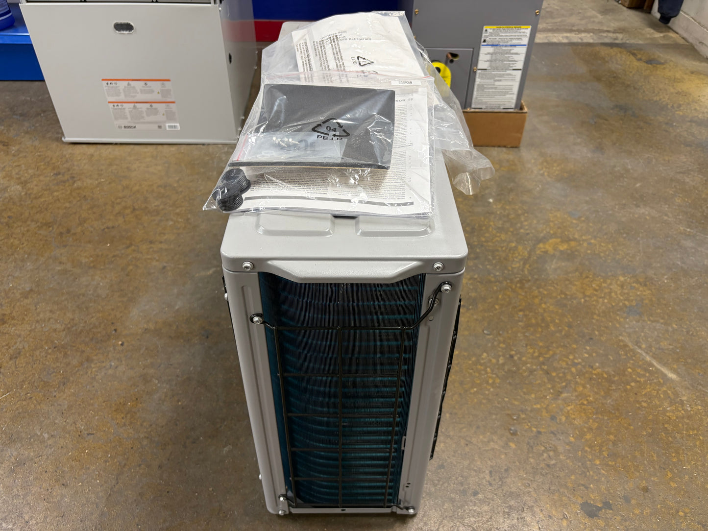Friedrich 12K BTU Heat Pump (FSHSR12B1C)