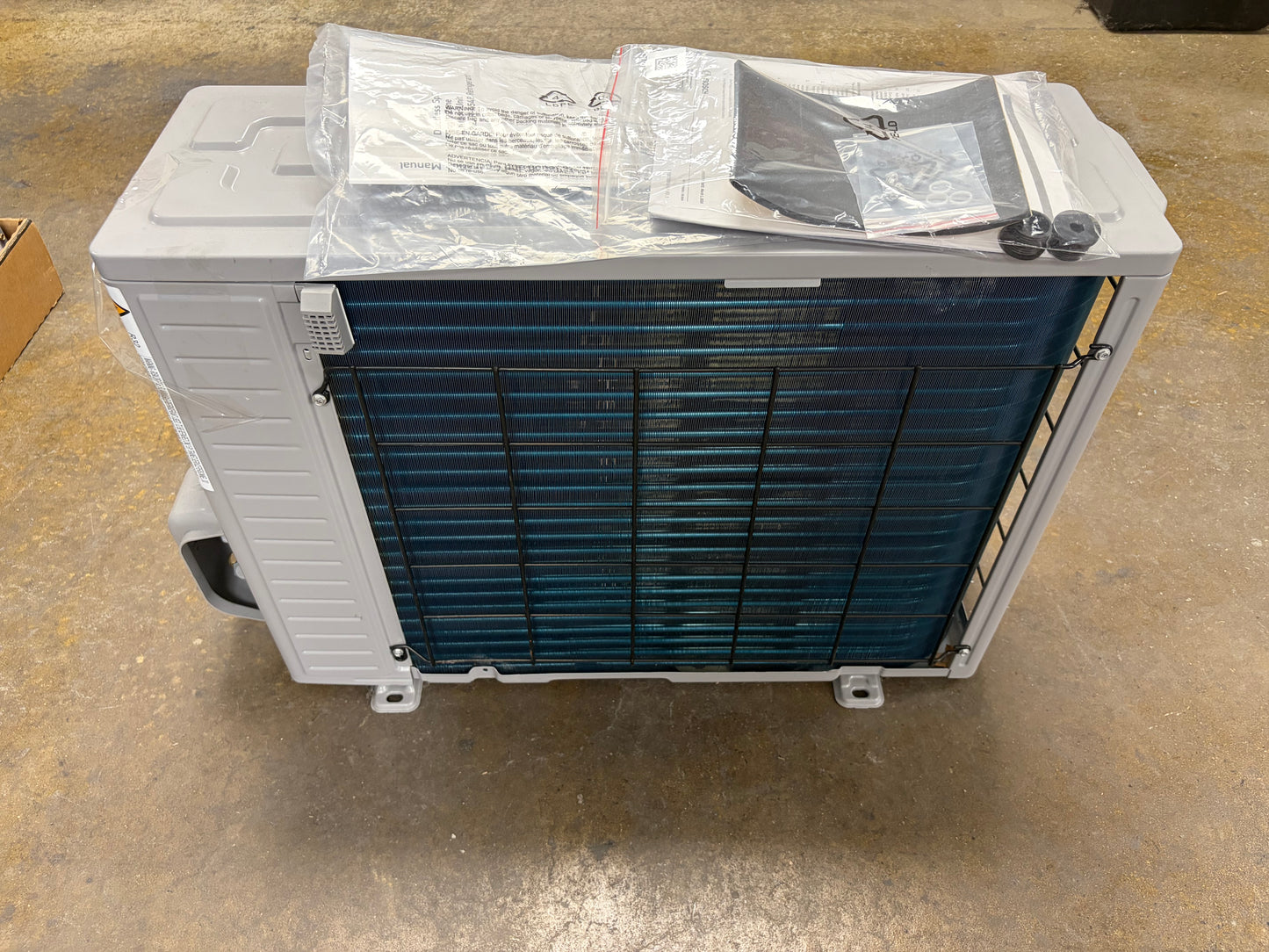 Friedrich 12K BTU Heat Pump (FSHSR12B1C)
