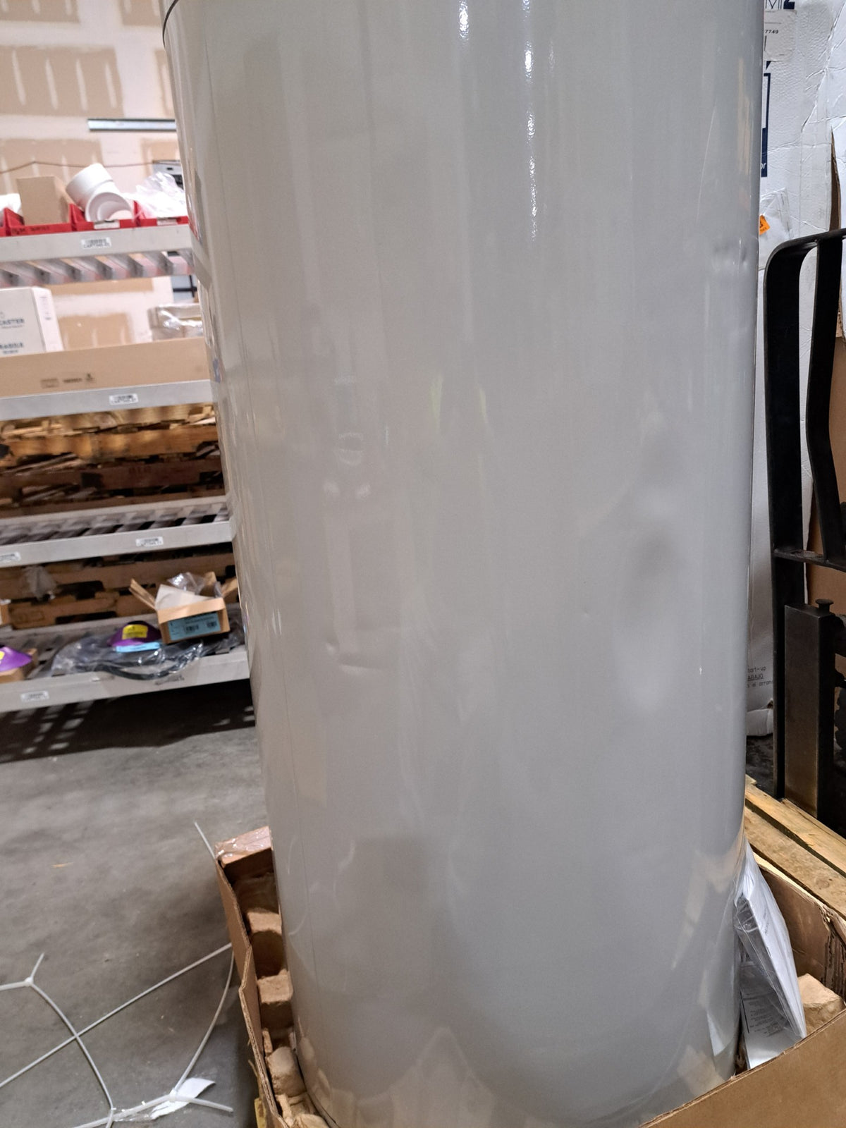 Bradford White 80 Gallon Heat Pump Water Heater (RE2HP8010)
