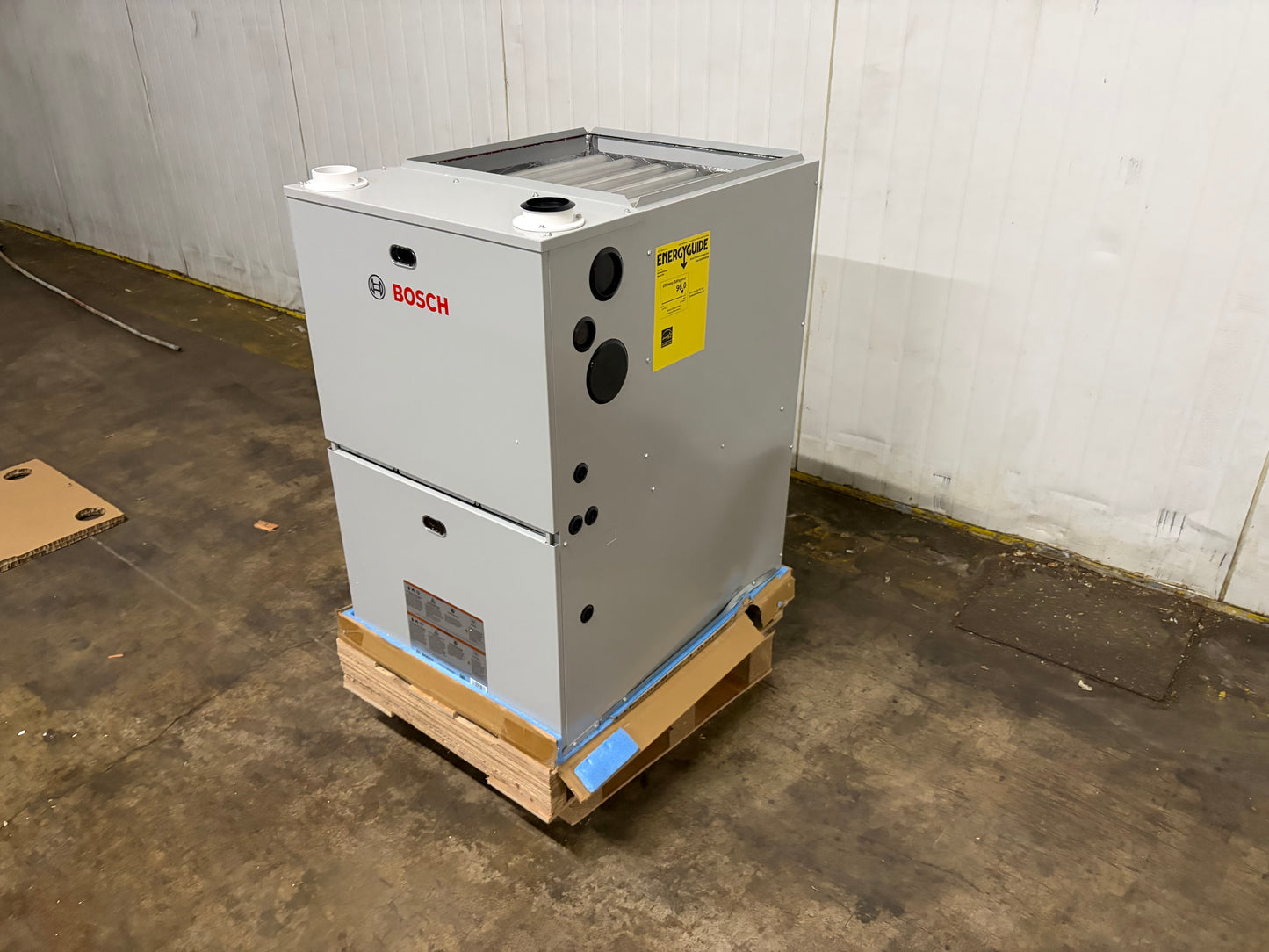 Bosch 100K BTU 96% Two-Stage Gas Furnace (BGH96M100C5B)