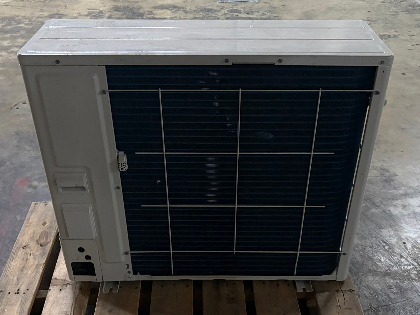 Fujitsu 18k Single Zone Outdoor Heat Pump (R410A) (AOUH18LMAS1)