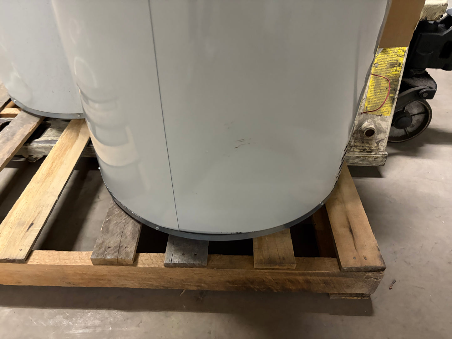 Bradford White 75 Gallon Natural Gas Atmospheric Water Heater (RG275H6N)