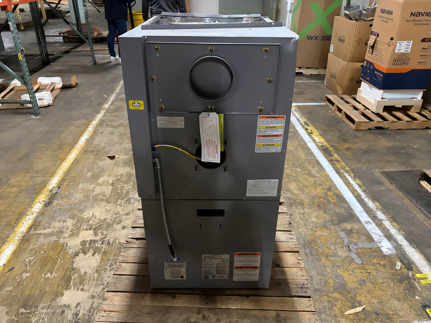 Heil 154K BTU Hi-Boy Multi Position Furnace (OMV154L20A)