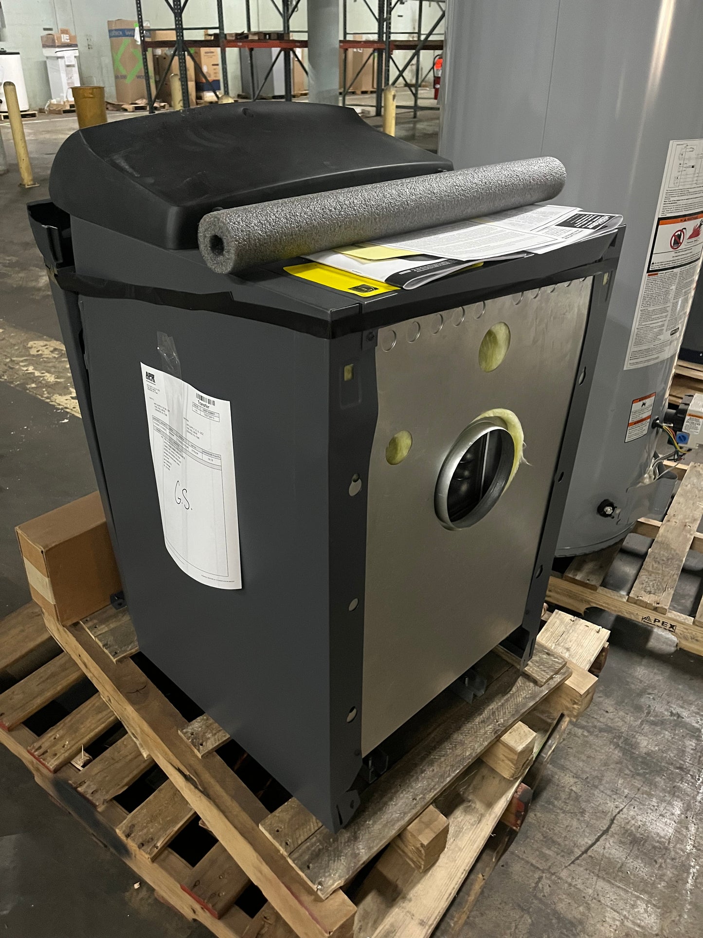 Weil McLain 168K BTU Oil Fired Hot Water Boiler 87% (UO-4E)