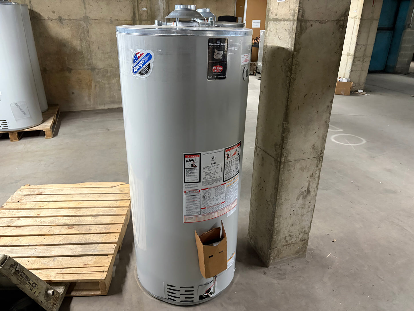 Bradford White 75 Gallon Natural Gas Atmospheric Water Heater (RG275H6N)