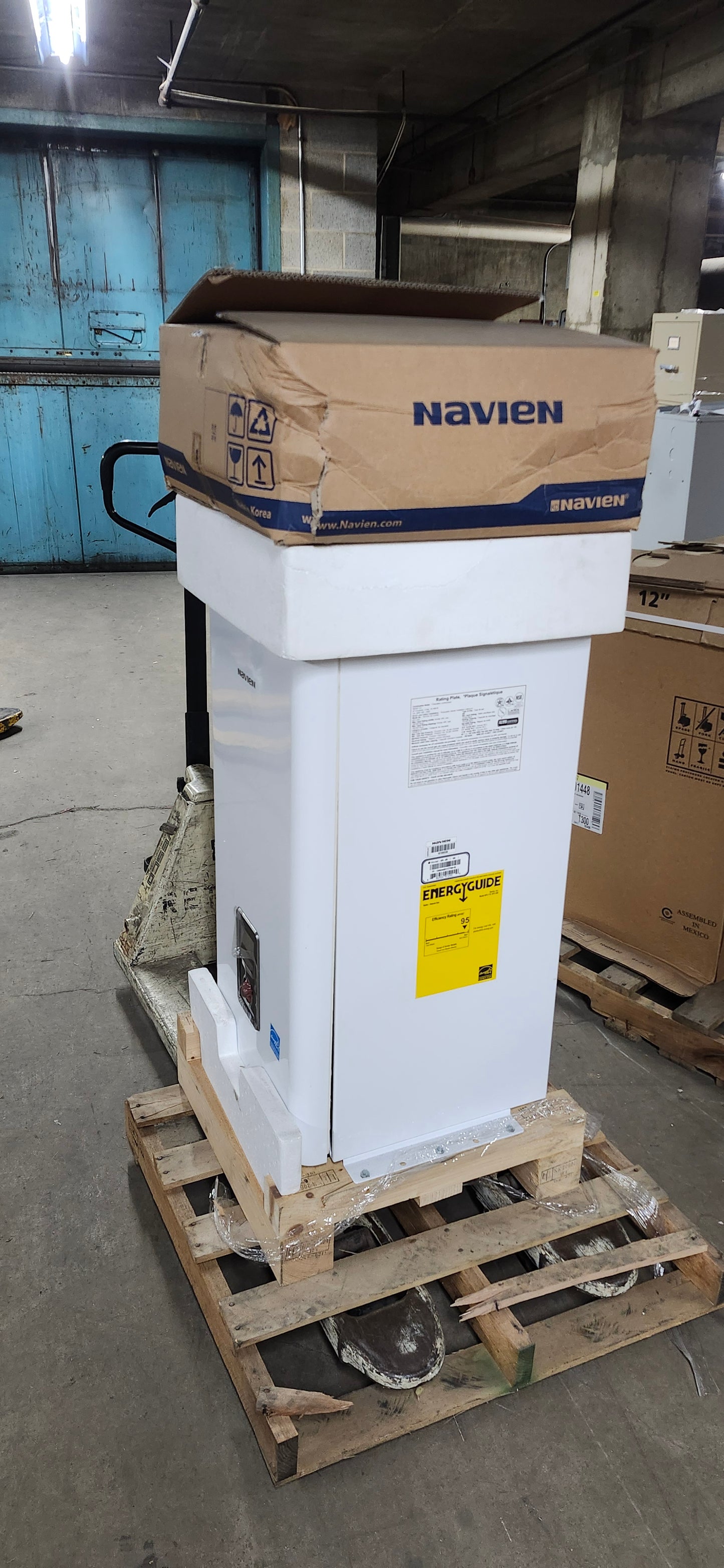 Navien 200K BTU Fire Tube Modulating Boiler (NFC-200)