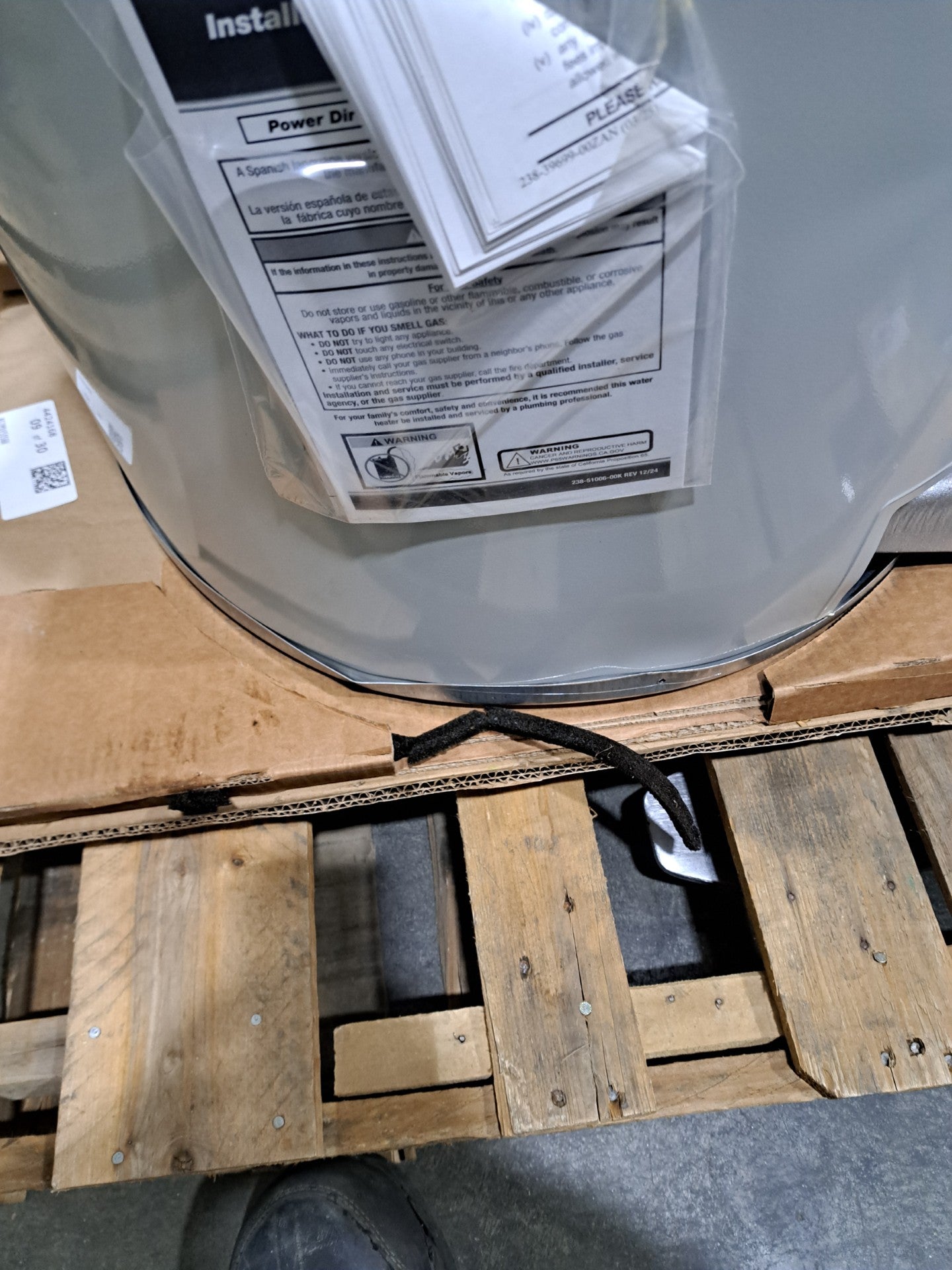 Bradford White 50 Gallon Direct Vent Water Heater (RG2PDV50S6N)