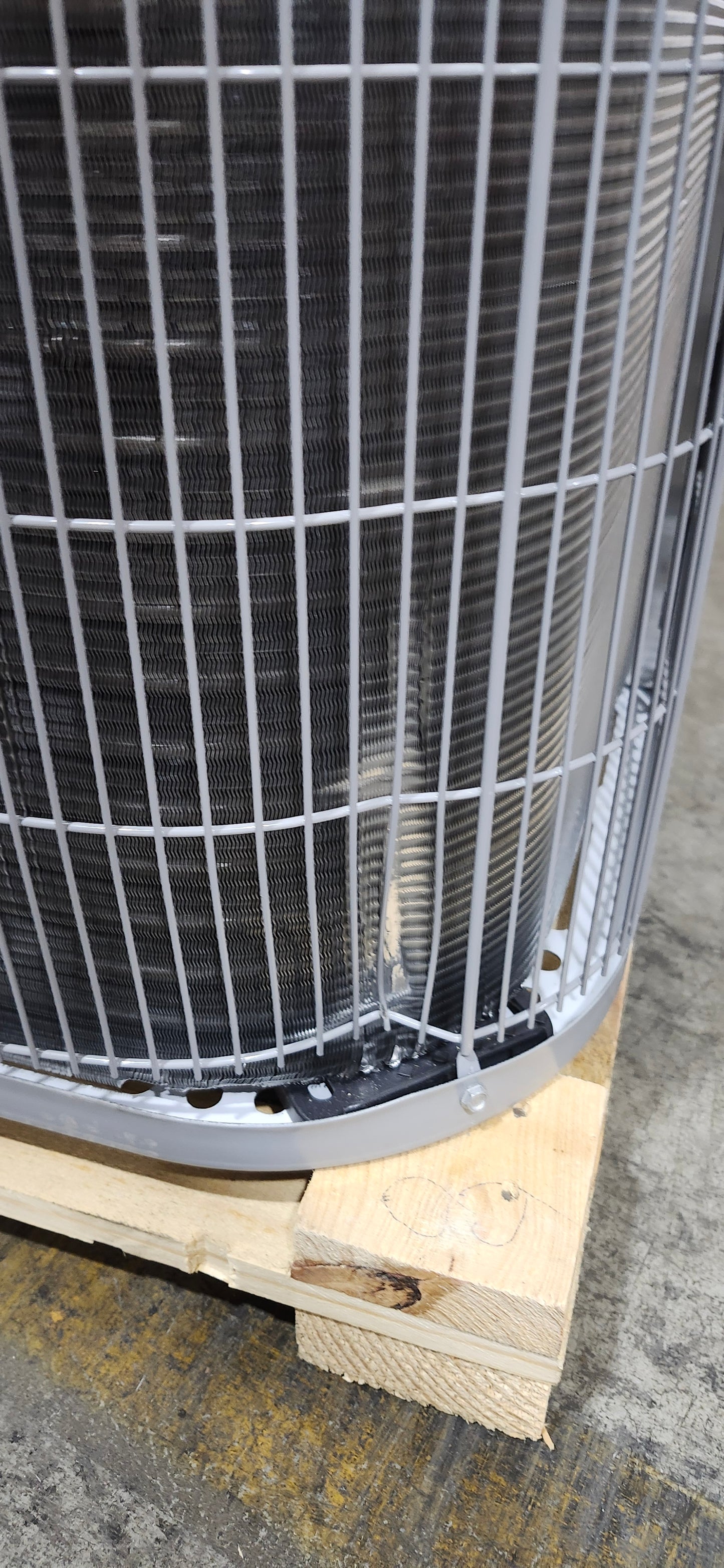 Heil 2 Ton Single Stage Air Conditioner (R5A4S24AKANA)