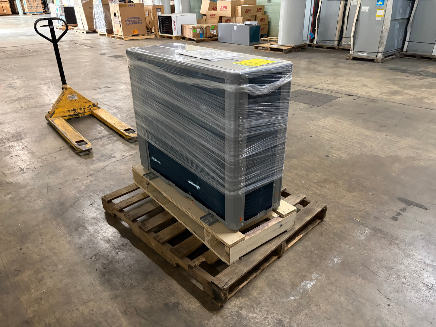 AirEase 3 Ton Side Discharge Heat Pump (A7SCP18V36P)