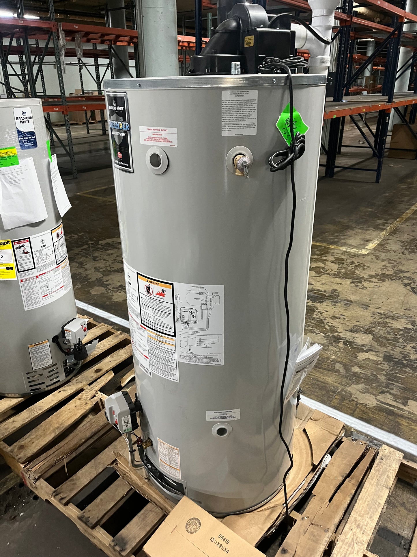 Bradford White 75 Gallon Power Direct Vent Water Heater (RG2PDV75H6N)