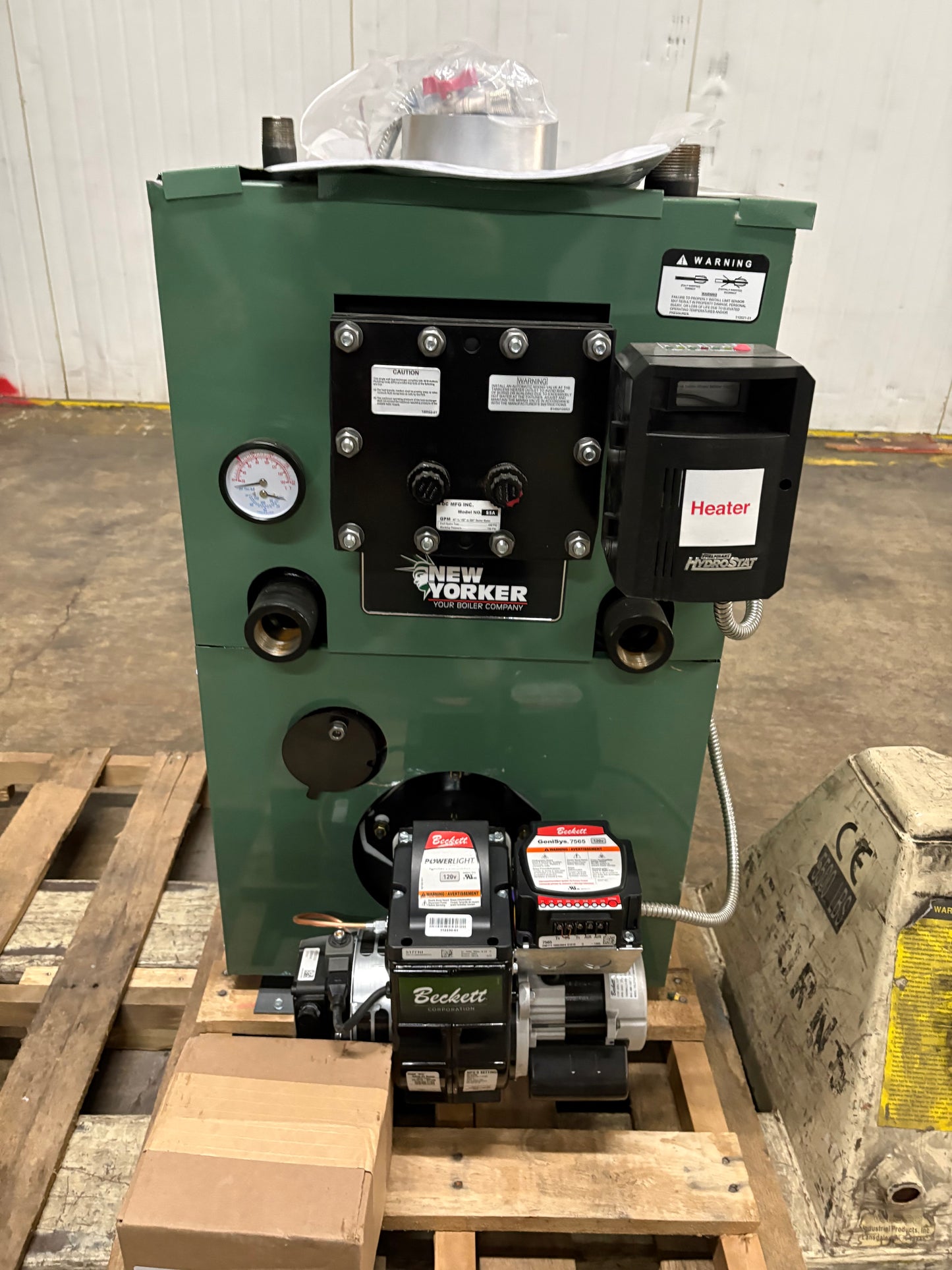 New Yorker 110K BTU Oil Boiler (AP-110U-T)