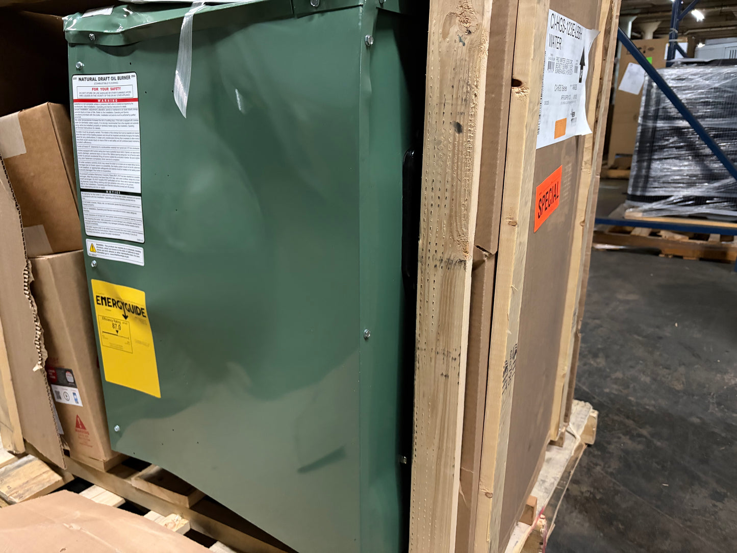New Yorker 140K BTU Oil Water Boiler (CI-HGS-123E-LBBH)