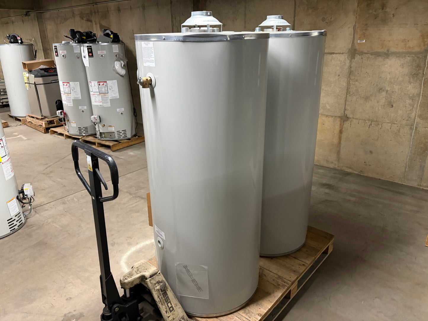 Bradford White 75 Gallon Natural Gas Atmospheric Water Heater (RG275H6N)