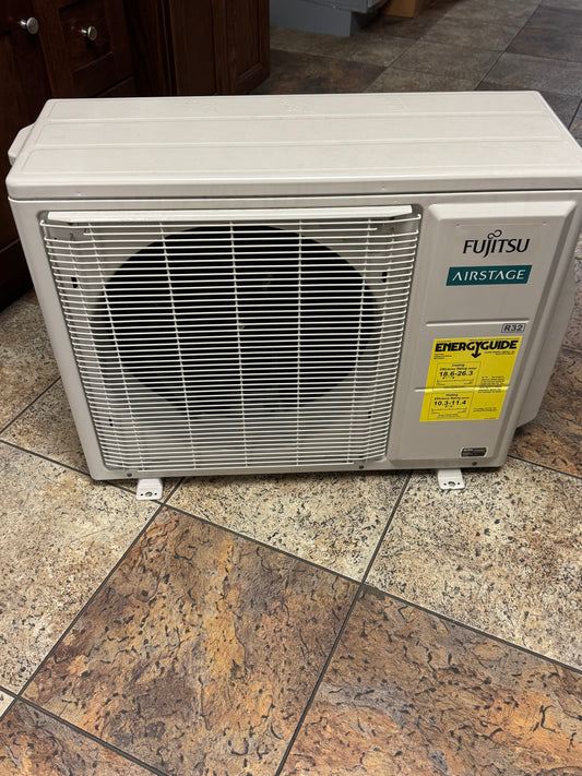 Fujitsu 18K BTU Universal Heat Pump (AOUH18KUAS1)