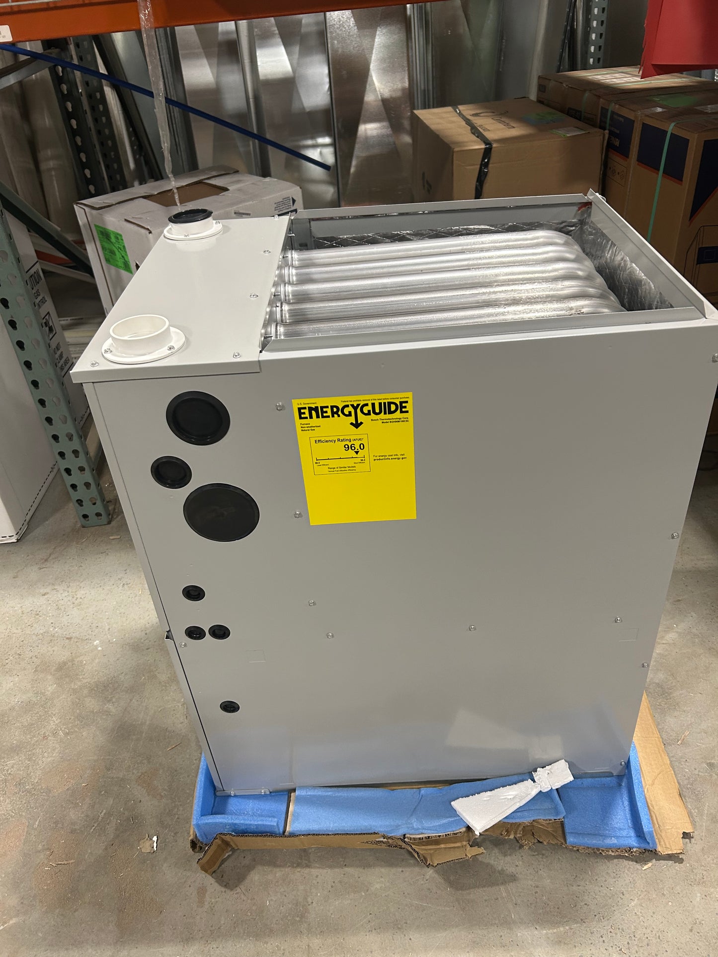 Bosch 100K BTU 96% Gas Furnace (BGH96M100C5C)