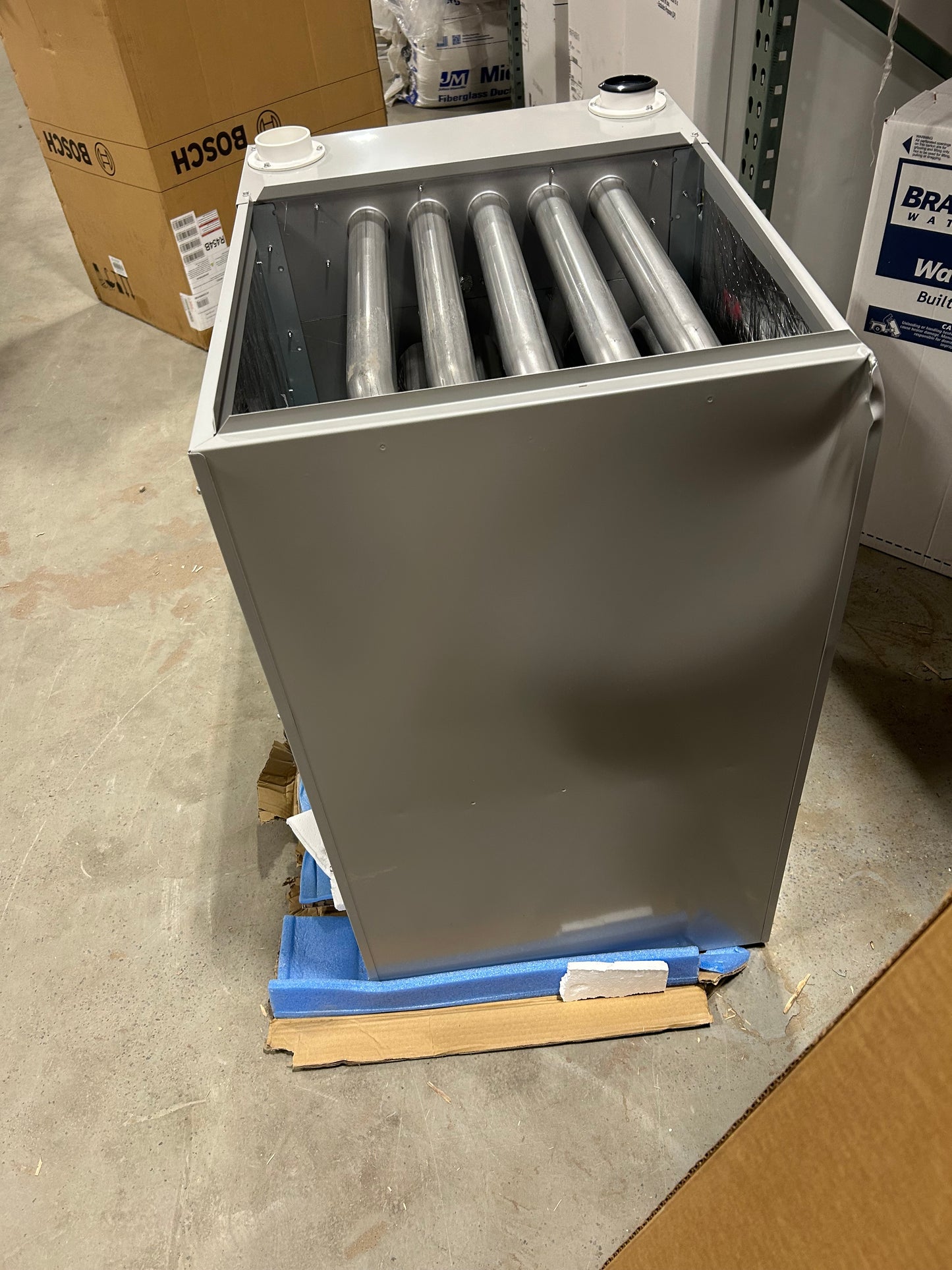 Bosch 100K BTU 96% Gas Furnace (BGH96M100C5C)