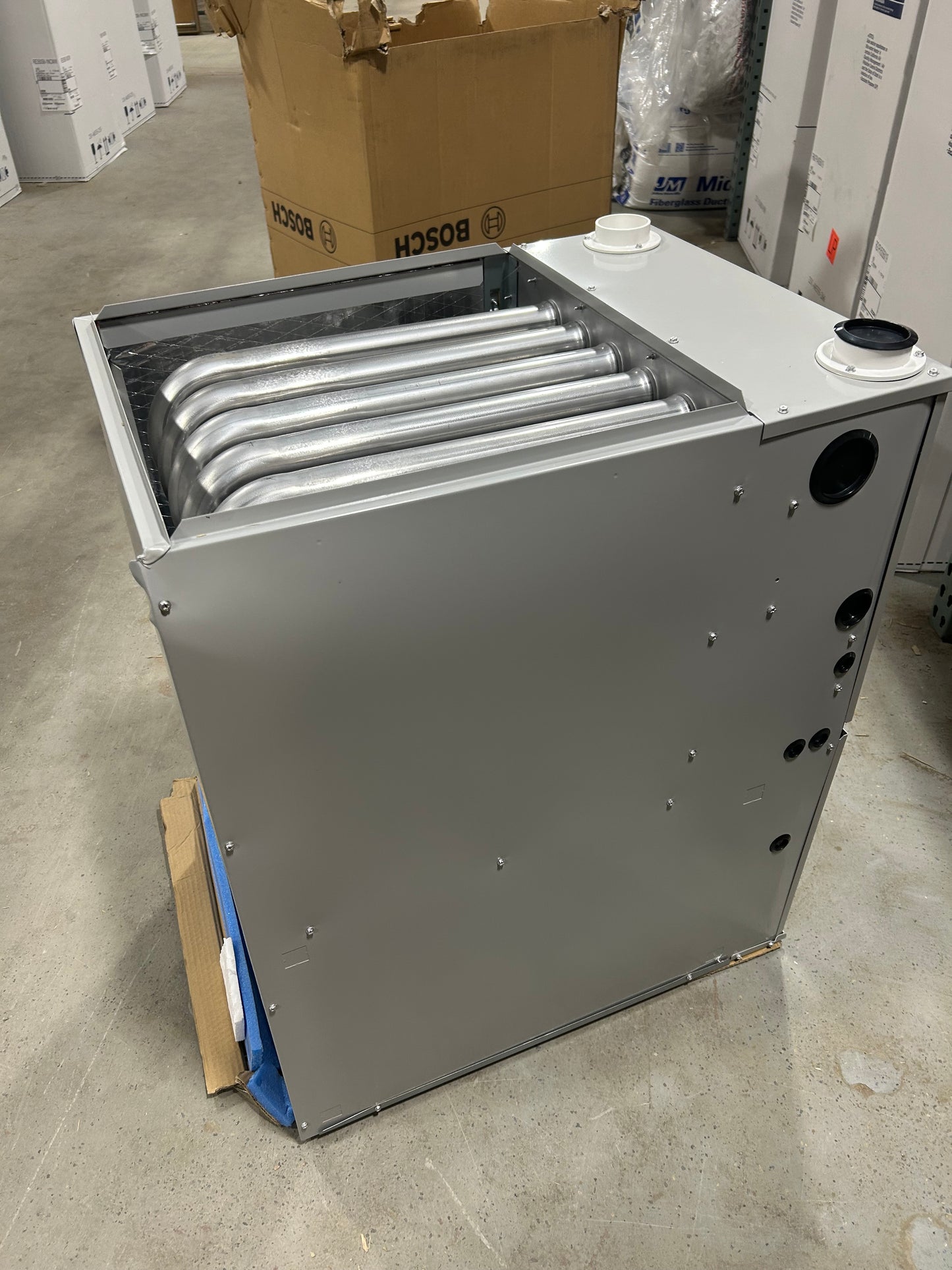 Bosch 100K BTU 96% Gas Furnace (BGH96M100C5C)