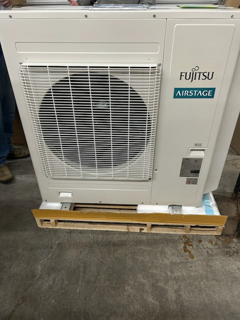 Fujitsu 36K BTU Multi Zone Outdoor Heat Pump (AOUH36KWAH4)